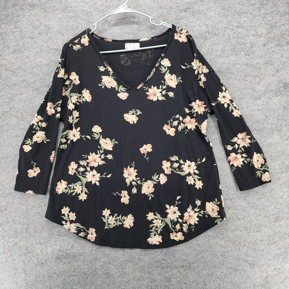 24/7 Maurices Shirt Womens Large V Neck Long Sleeve Black Floral